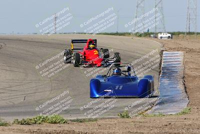 media/Apr-30-2022-CalClub SCCA (Sat) [[98b58ad398]]/Group 6/Race (Outside Grapevine)/